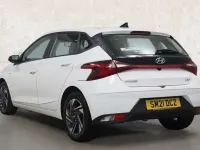 Używany Hyundai i20 SE 99 KM (72 kW) 2021 Biały Hatchback