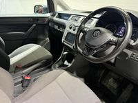 Used VW Caddy Maxi S 102 HP (75 kW) 2020 Purple MPV