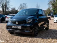 Used Smart ForFour Premium 90 HP (66 kW) 2018 Black Hatchback