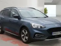 Used Ford Focus Active 120 HP (88 kW) 2020 Blue Estate