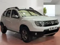 Begagnad Dacia Duster Lauréate 110 HK (80 kW) 2016 Vit SUV