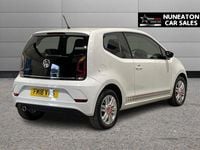 Used VW up! Beats 90 HP (66 kW) 2018 White Hatchback
