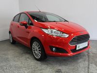Used Ford Fiesta Titanium 105 HP (77 kW) 2014 Red Hatchback