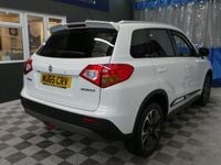 Used Suzuki Vitara SZ5 120 HP (88 kW) 2015 White SUV