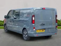 Używany Renault Trafic 170 KM (125 kW) 2026 Szary
