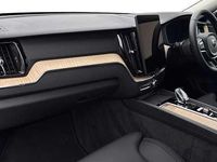 Used Volvo XC60 Plus 247 HP (181 kW) 2025 Green SUV