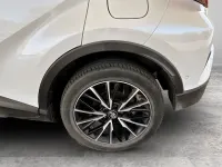 Begagnad Toyota C-HR 115 HK (84 kW) 2017 Vit SUV