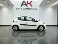 Used Toyota Aygo 2013 White Hatchback