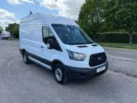 Usado Ford Transit 130 HP (95 kW) 2018 Branco Van