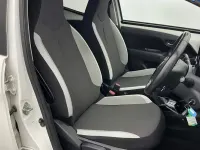 Used Toyota Aygo x-press 69 HP (50 kW) 2018 White Hatchback