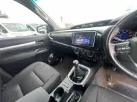 Used Toyota HiLux 150 HP (110 kW) 2019 White Pickup