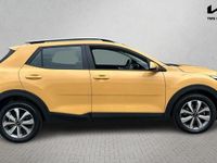 Used Kia Stonic 100 HP (73 kW) 2025 Yellow SUV