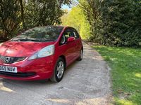 Second-hand Honda Jazz ES 100 CP (73 kW) 2009 Roșu Hatchback