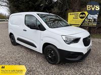 Second-hand Vauxhall Combo Edition 75 CP (55 kW) 2020 Alb Van