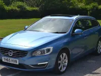Usado Volvo V60 SE Lux 2015 Azul Carrinha