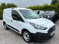 Begagnad Ford Transit Connect 100 HK (73 kW) 2021 Vit Minibuss