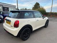 Used Mini Cooper Hatch 2018 White Hatchback