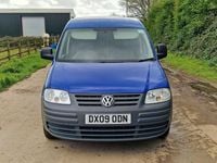 Usado VW Caddy 69 HP (50 kW) 2009 Azul Monovolume