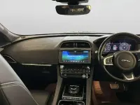Usado Jaguar F-Pace Chequered Flag 180 HP (132 kW) 2019 Branco SUV