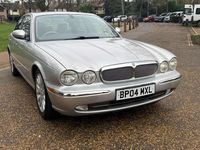 Używany Jaguar XJ6 SE 2004 Srebrny Sedan/Limuzyna