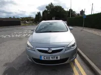 Used Vauxhall Astra 108 HP (79 kW) 2011 Silver Estate