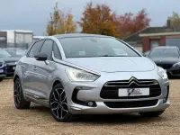 Usado Citroën DS5 115 HP (84 kW) 2014 Prateado Citadino