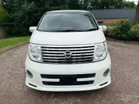 Used Nissan Elgrand 2007 Pearl white MPV
