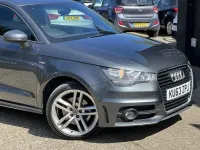 Usado Audi A1 S-Line 2013 Cinzento Citadino