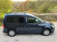 Begagnad VW Caddy Life 2020 Blå Minibuss