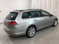 Begagnad VW Golf VII 2014 Silver Kombi