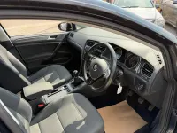 Used VW Golf VII SE 115 HP (84 kW) 2018 Black Estate