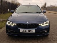 Usado BMW 330 M Sport 2019 Azul Familiar