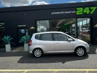 Used Honda Jazz SE 81 HP (59 kW) 2008 Silver Hatchback