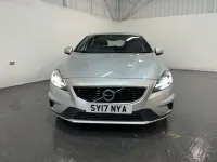 Used Volvo V40 R-Design 122 HP (89 kW) 2017 Silver Hatchback