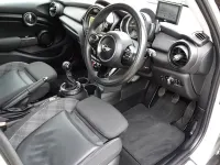 Used Mini Cooper Hatch 136 HP (100 kW) 2015 Silver Hatchback
