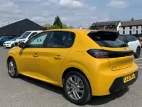 Second-hand Peugeot 208 Active 99 CP (72 kW) 2020 Galben Hatchback