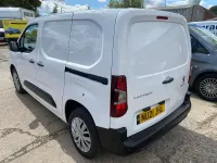 Used Peugeot Partner 131 HP (96 kW) 2021 White MPV