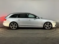 Usado Audi A4 Black Edition 143 CV (105 kW) 2012 Plateado Familiar