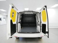 Usado VW Caddy Pro 102 HP (75 kW) 2022 Branco Monovolume