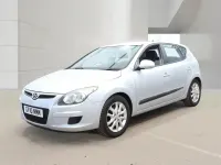 Used Hyundai i30 Comfort 108 HP (79 kW) 2010 Silver Hatchback