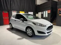 Usado Ford Fiesta 94 HP (69 kW) 2017 Branco Van