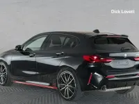 Begagnad BMW 128 Shadowline 261 HK (191 kW) 2023 Svart Halvkombi