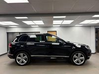 Used VW Touareg R-line Plus 262 HP (192 kW) 2017 Black SUV