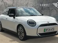 Used Mini Cooper SE Hatch 158 kW (215 HP) 2024 White Hatchback