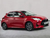 Used Toyota Yaris Design 116 HP (85 kW) 2024 Red Hatchback