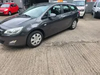 Used Vauxhall Astra 2011 Grey Estate