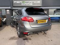 Used Porsche Cayenne 382 HP (280 kW) 2013 Grey SUV