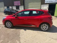Used Renault Clio Dynamique 90 HP (66 kW) 2017 Red Hatchback
