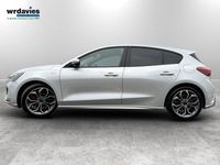 Begagnad Ford Focus ST-Line X 2025 Silver Halvkombi