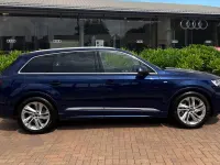Used Audi Q7 S-Line 340 HP (250 kW) 2023 Blue SUV